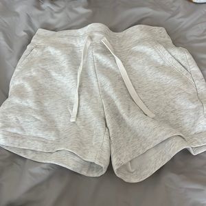 Polyester loosefitting shorts